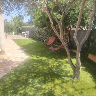 La Brouette Bleue, Artisan paysagiste, jardinier, près de Toulon VAR. Entretien de jardins et espaces verts, remise en état, création et aménagement paysager